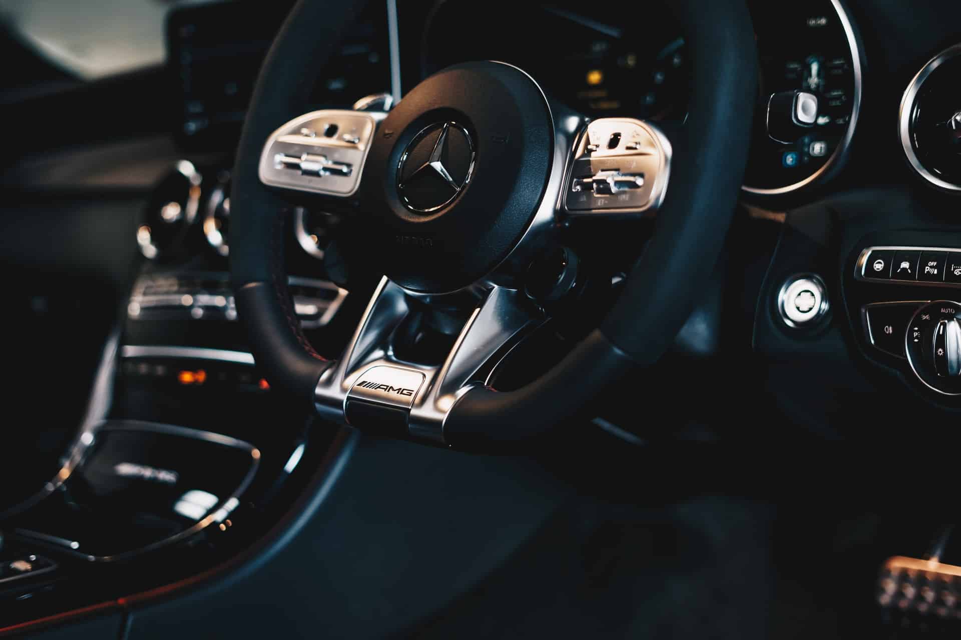 Lease Mercedes-biler til dine medarbejdere