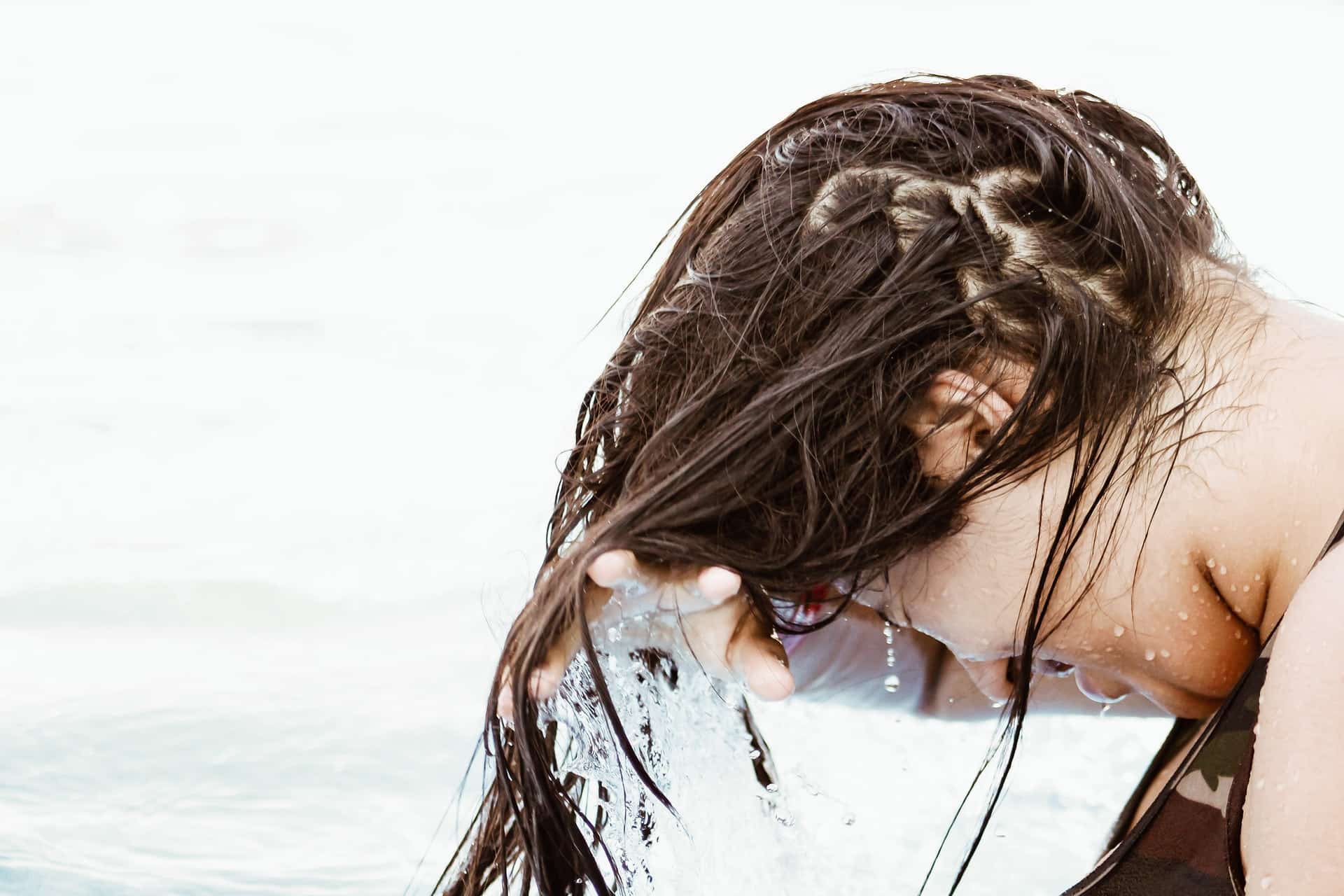 Forkæl dit hår med en lækker shampoo fra Hairoutlet